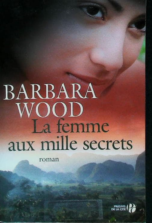 La femme aux mille secrets : livres pas cher d'occasion, de seconde main de l'association Lire et Créer
